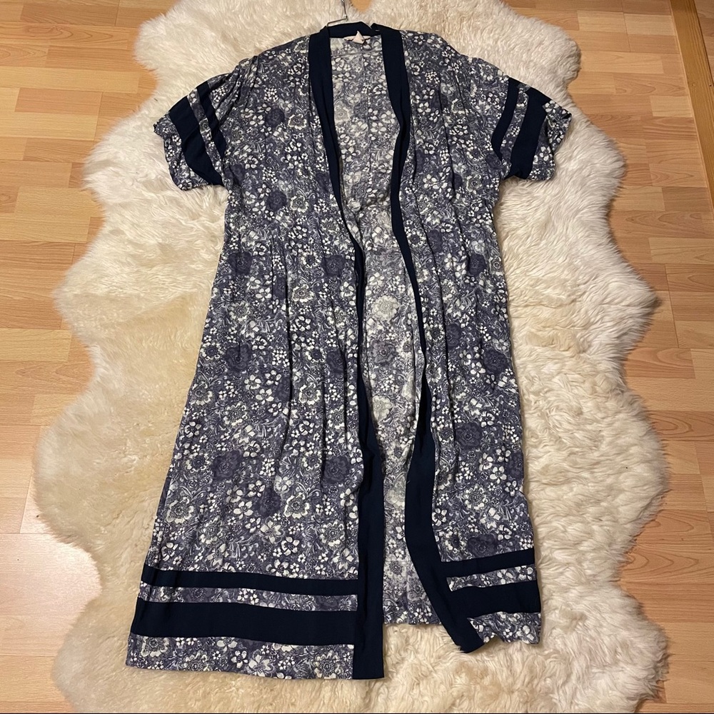 Maxi length Daisy Throw - Picture 4 of 5